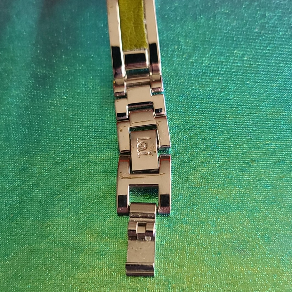 Watch - Picture 3 of 4
